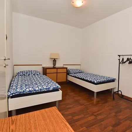 Hana With Free Parking And Garden Zadar